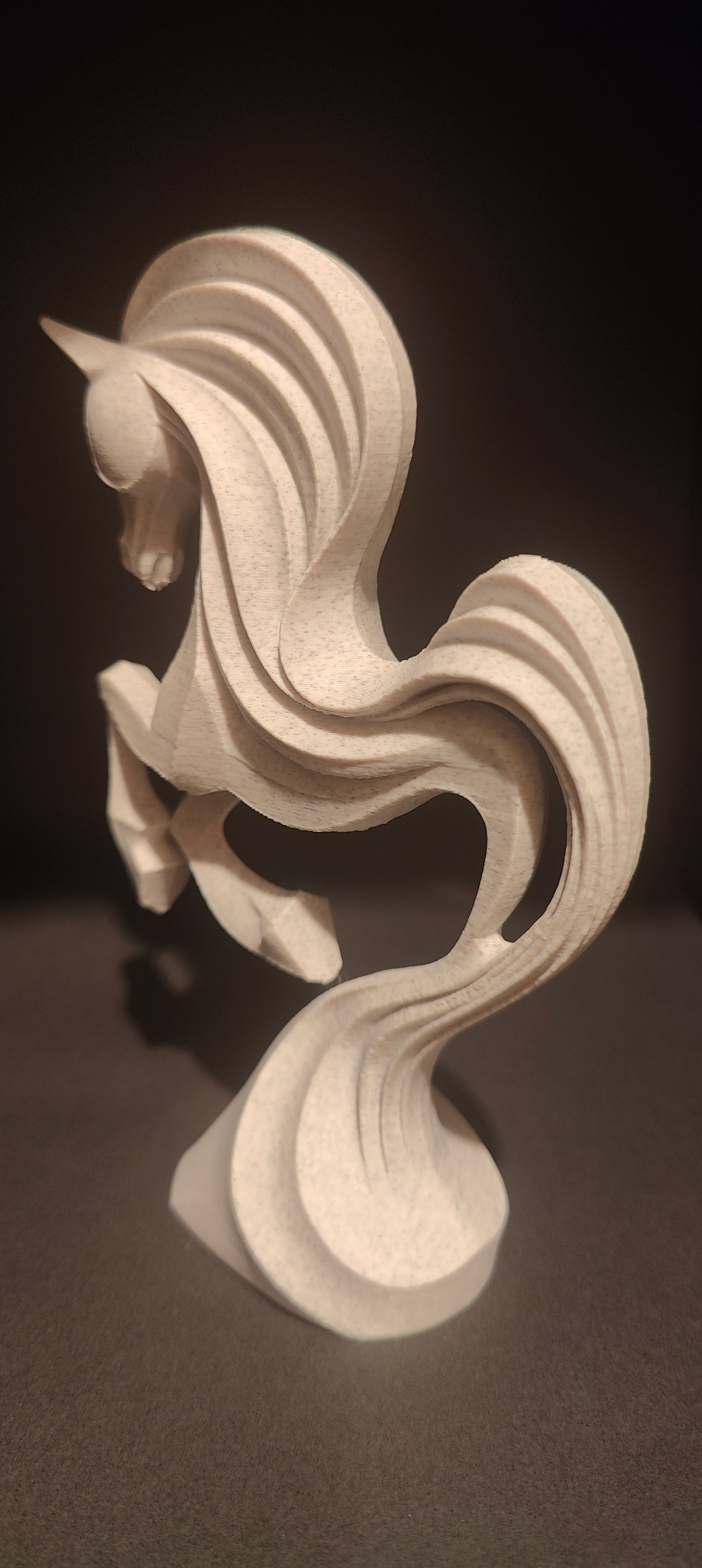 Elegant 3D Printed Rearing Horse Sculpture – Modern Art Décor